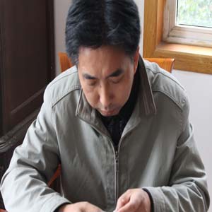 钱坤银-扬州工艺美术大师、高级工艺美术师